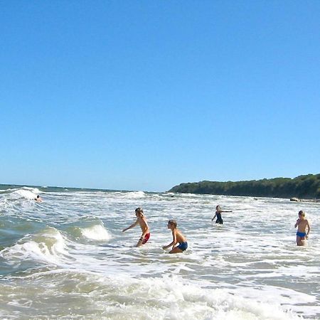Strandnah Mit Balkon, Gratis Nutzung Vom Ahoi Erlebnisbad Und Sauna In Sellin - Strandhaus Moenchgut Fewo21 Lobbe Exterior photo