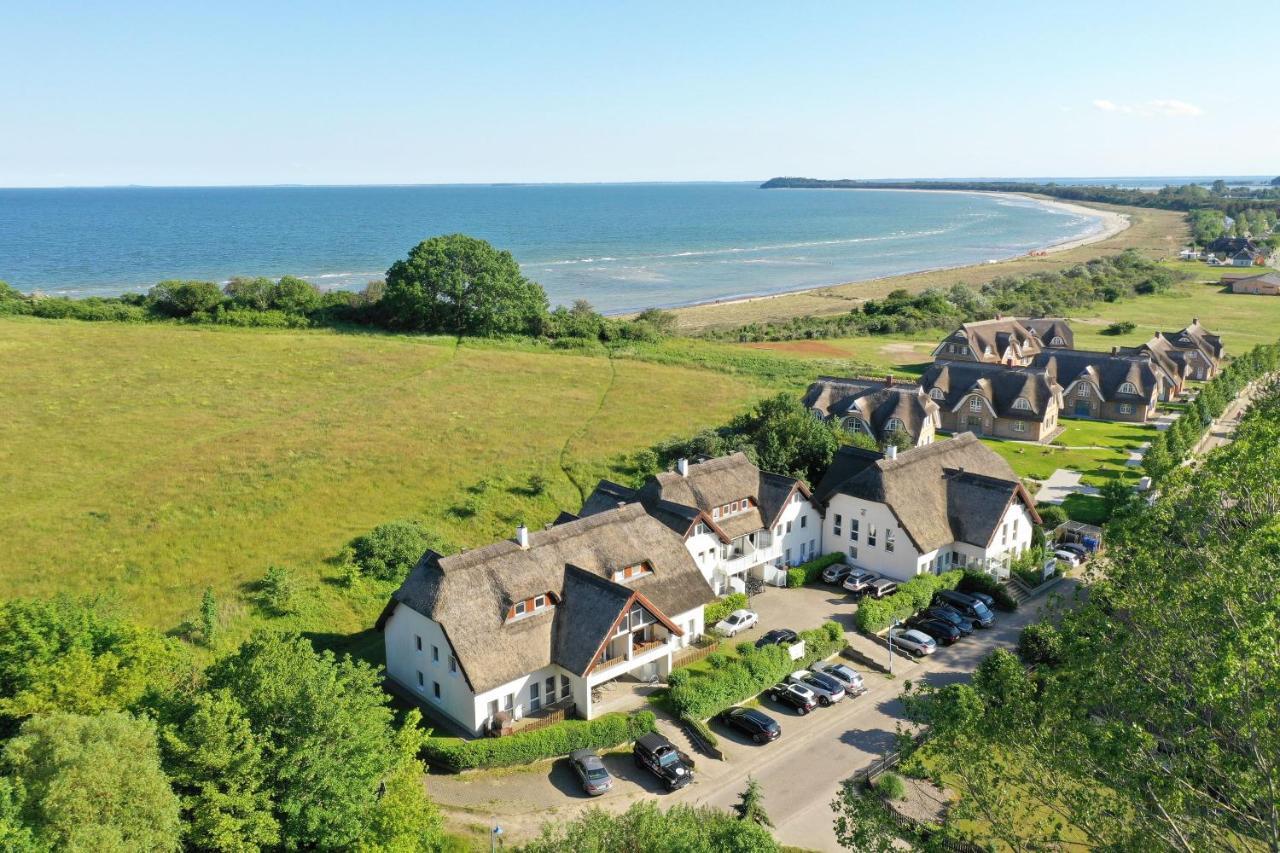 Strandnah Mit Balkon, Gratis Nutzung Vom Ahoi Erlebnisbad Und Sauna In Sellin - Strandhaus Moenchgut Fewo21 Lobbe Exterior photo