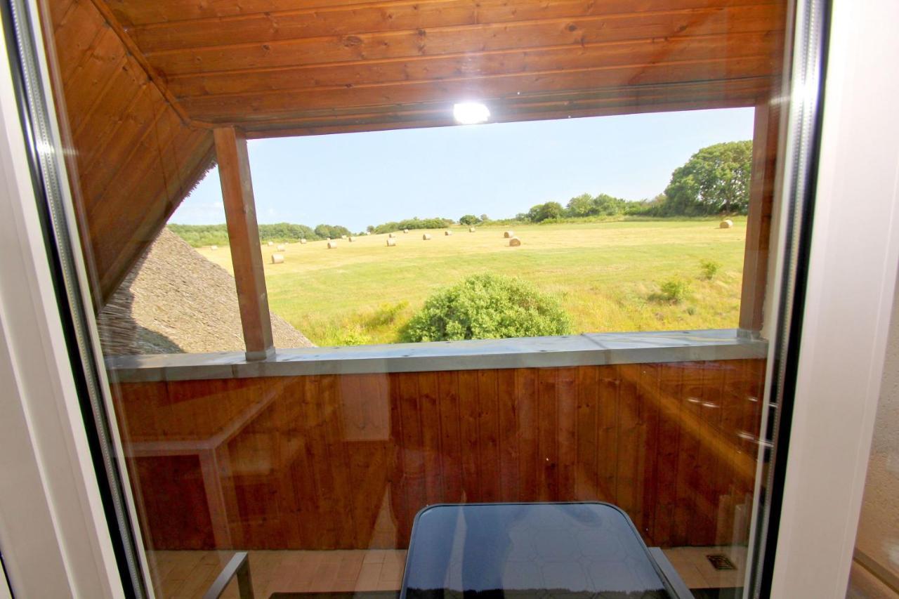Strandnah Mit Balkon, Gratis Nutzung Vom Ahoi Erlebnisbad Und Sauna In Sellin - Strandhaus Moenchgut Fewo21 Lobbe Exterior photo