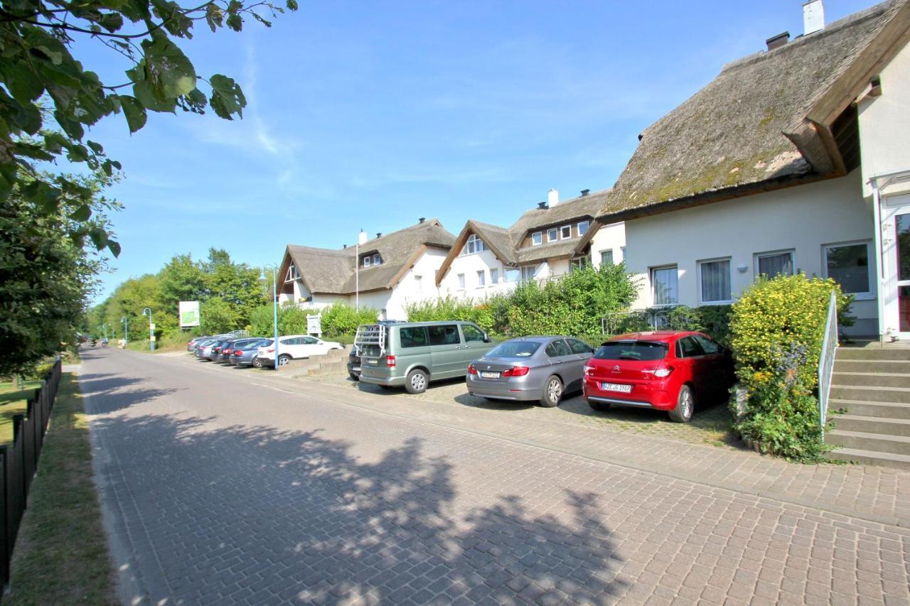 Strandnah Mit Balkon, Gratis Nutzung Vom Ahoi Erlebnisbad Und Sauna In Sellin - Strandhaus Moenchgut Fewo21 Lobbe Exterior photo